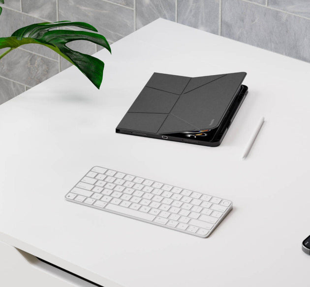 Blupebble Tokyo 11″ iPad Pro Cover – Black